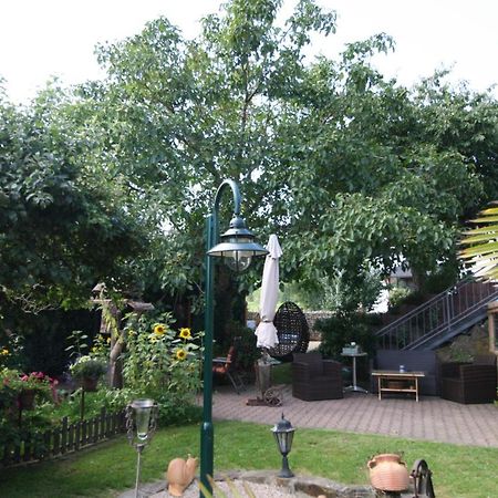 Eifelvulkan Neichen Ngoại thất bức ảnh