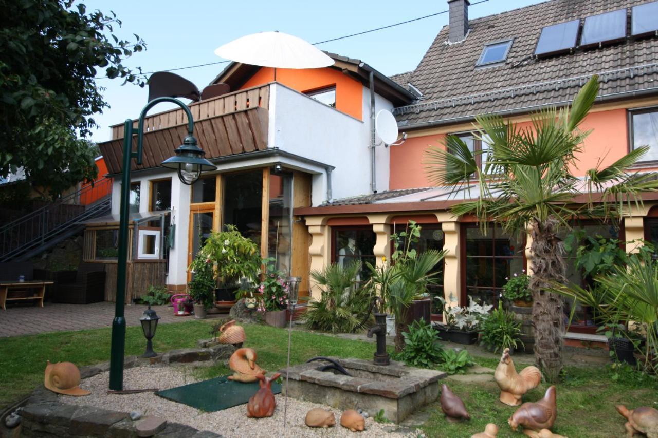 Eifelvulkan Neichen Ngoại thất bức ảnh